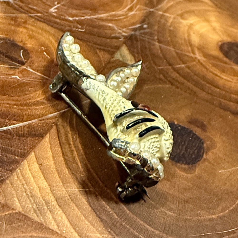 Vintage Rabbit Brooch - Picture 6 of 7